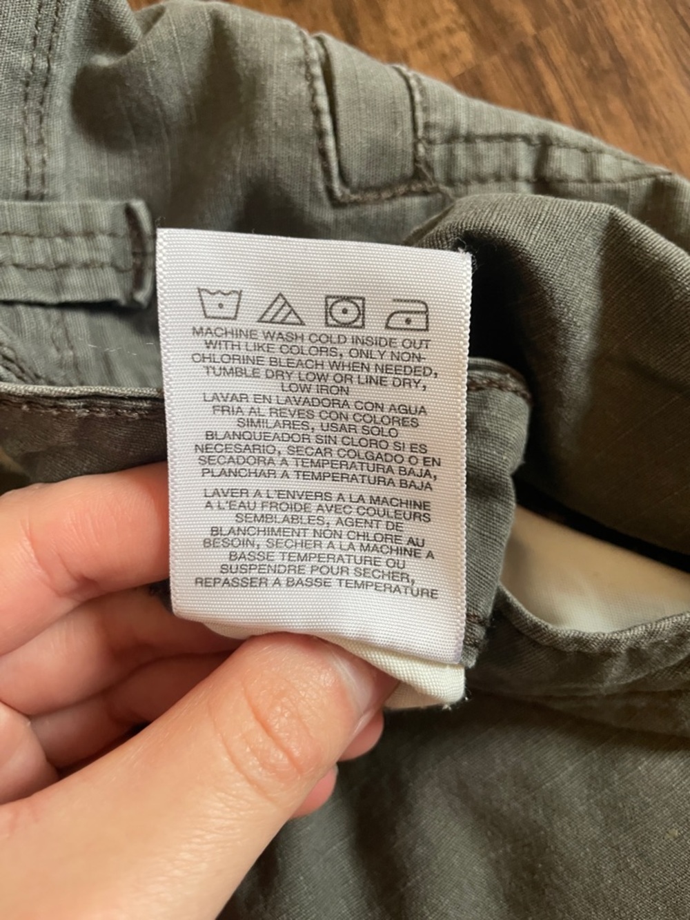 Men's Grey Cargo Pants - Wrangler Relaxed Fit - Picture 4 of 6